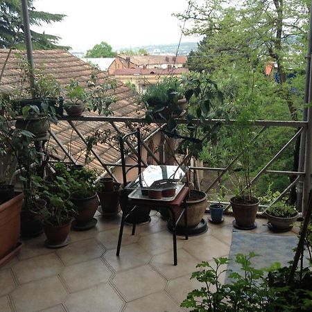 Polonia Tbilisi House Hotell Eksteriør bilde