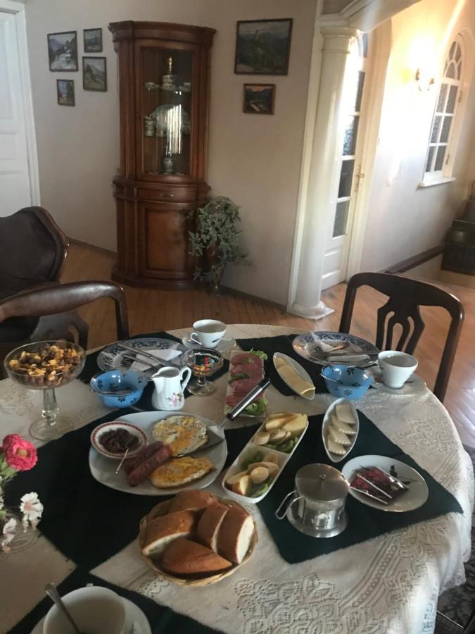 Polonia Tbilisi House Hotell Eksteriør bilde