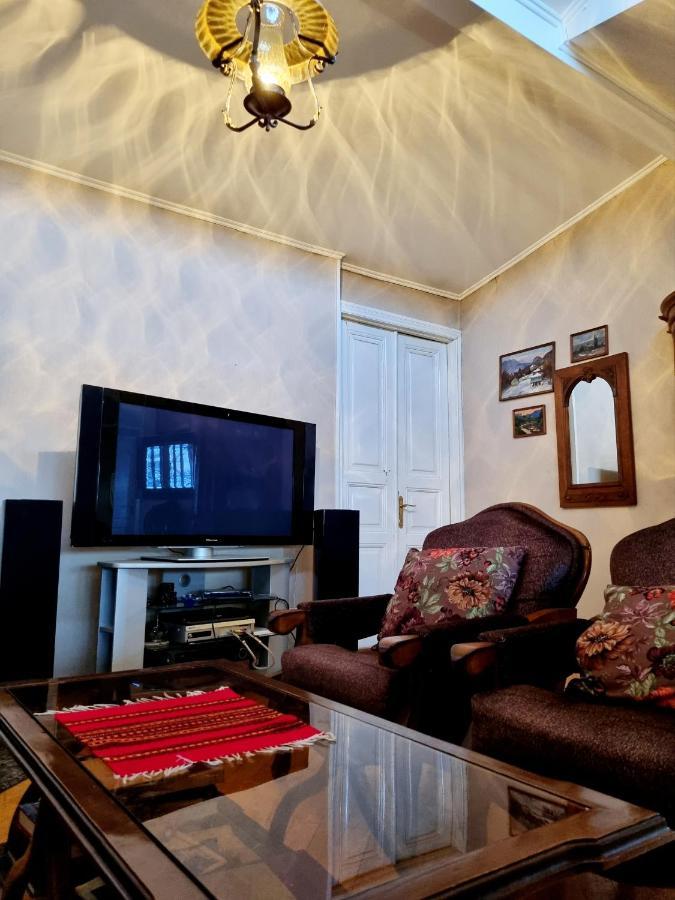 Polonia Tbilisi House Hotell Eksteriør bilde