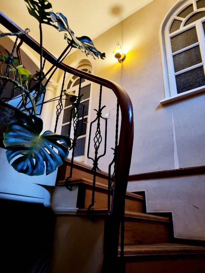 Polonia Tbilisi House Hotell Eksteriør bilde