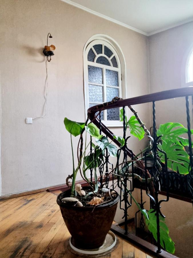 Polonia Tbilisi House Hotell Eksteriør bilde