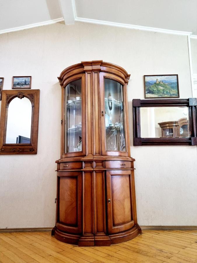 Polonia Tbilisi House Hotell Eksteriør bilde