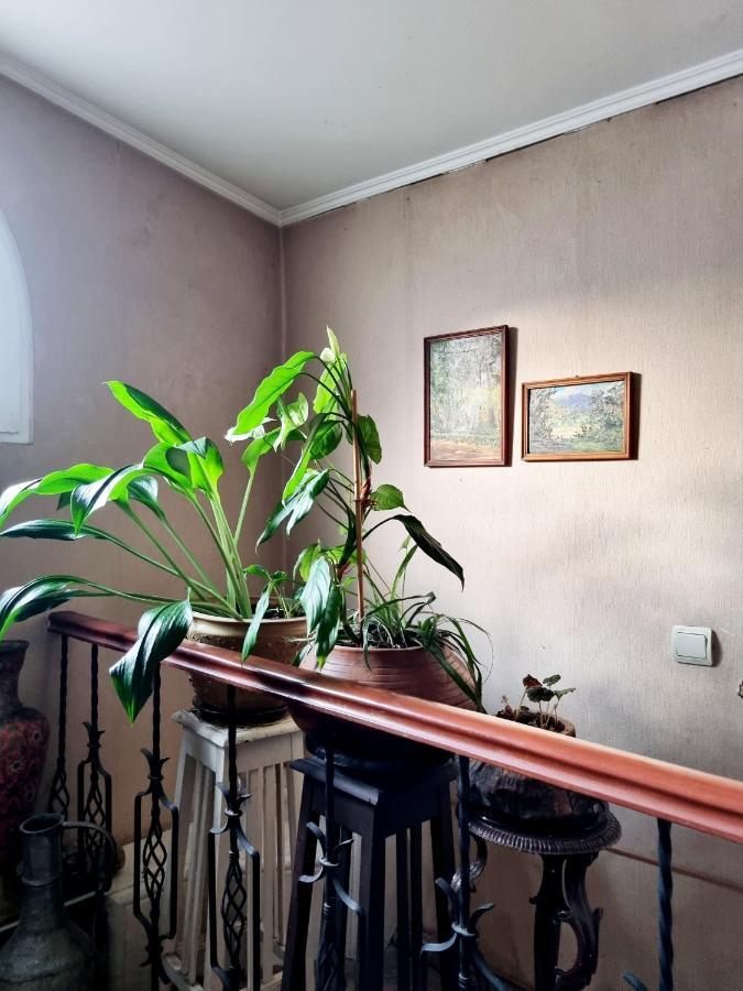 Polonia Tbilisi House Hotell Eksteriør bilde
