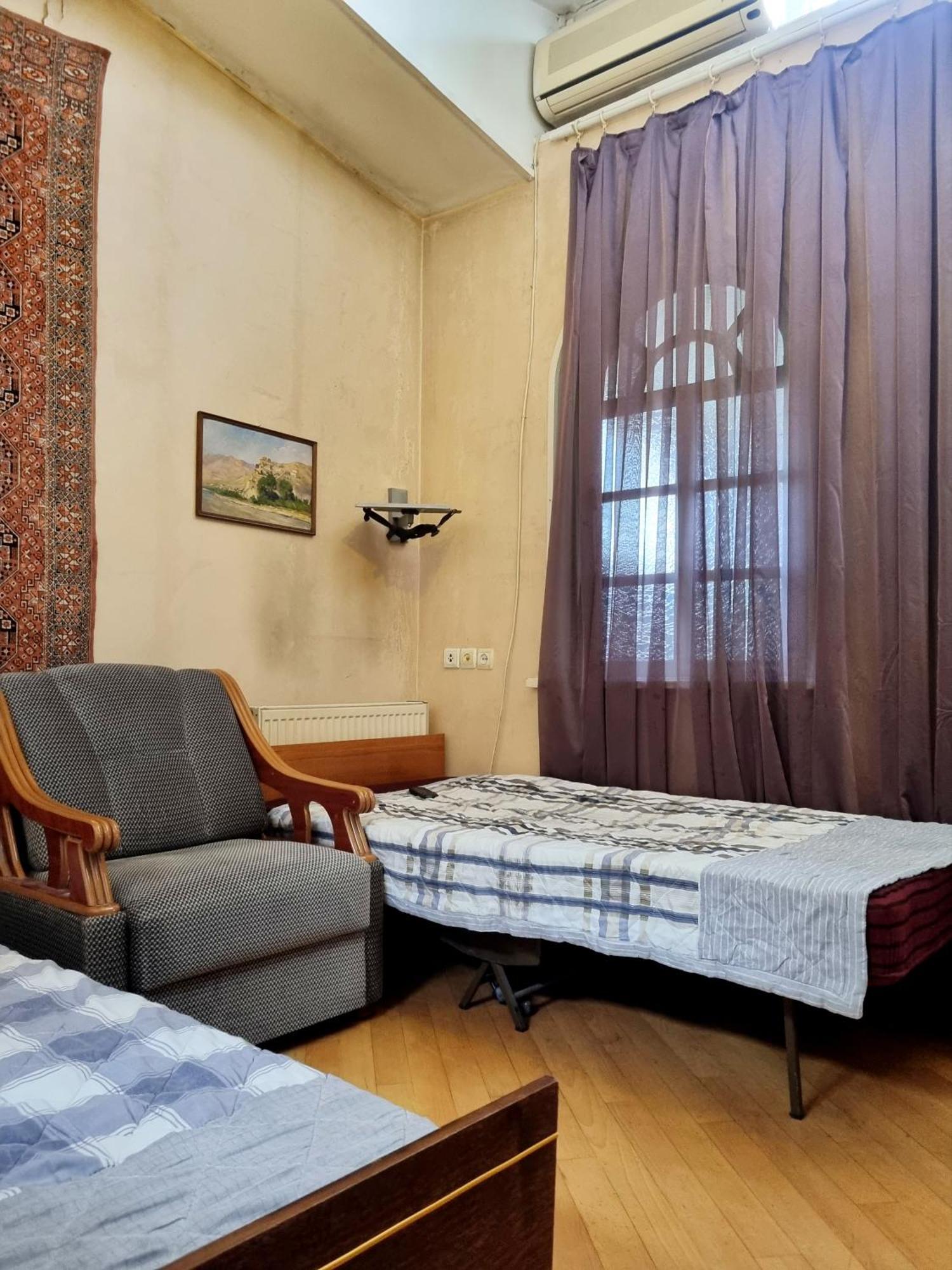 Polonia Tbilisi House Hotell Eksteriør bilde